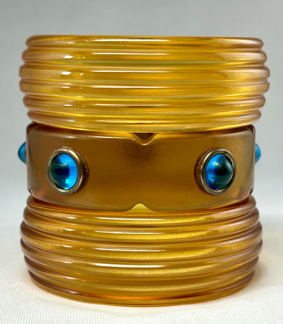 BB248 applejuice bakelite bangles